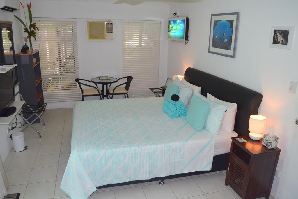 South Pacific Bed & Breakfast Клифтън Бийч Екстериор снимка