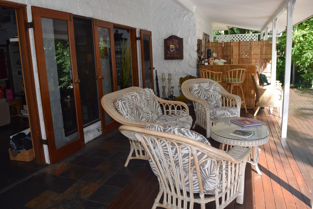 South Pacific Bed & Breakfast Клифтън Бийч Екстериор снимка