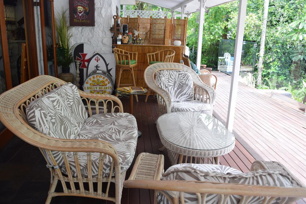 South Pacific Bed & Breakfast Клифтън Бийч Екстериор снимка